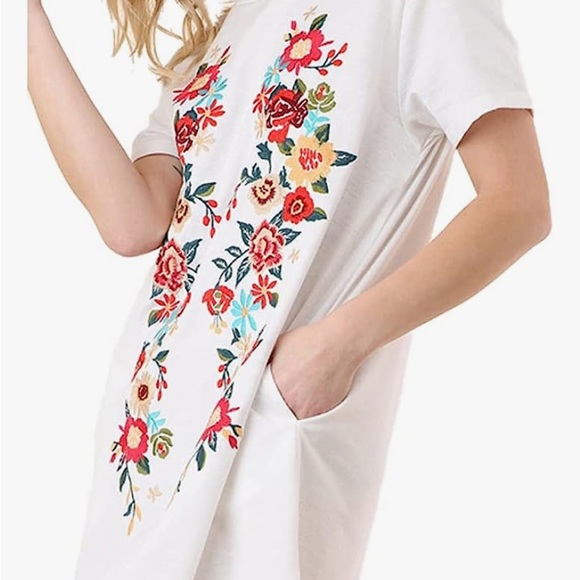 T-shirt Dress - Picture 2 of 4